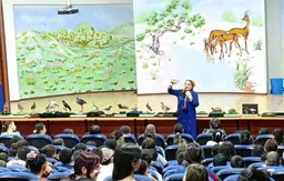 Выездная выставка «Животный мир Туркменистана» прошла в детском центре «Ýaşlyk»